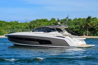 Azimut Atlantis 45 — Каютный / спорт-круизер