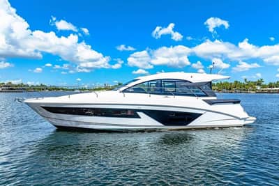 Beneteau Gran Turismo 45 — Каютный / спорт-круизер