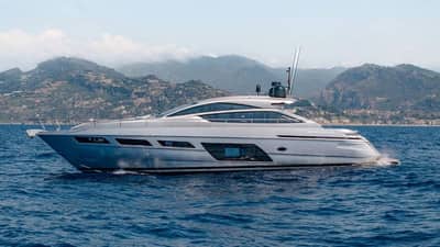 Pershing 6X — Спорт-яхта
