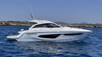 Sessa C38 — Каютный / спорт-круизер